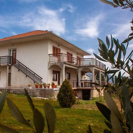 Apartment Juric Kaštel Novi Zewnętrze zdjęcie