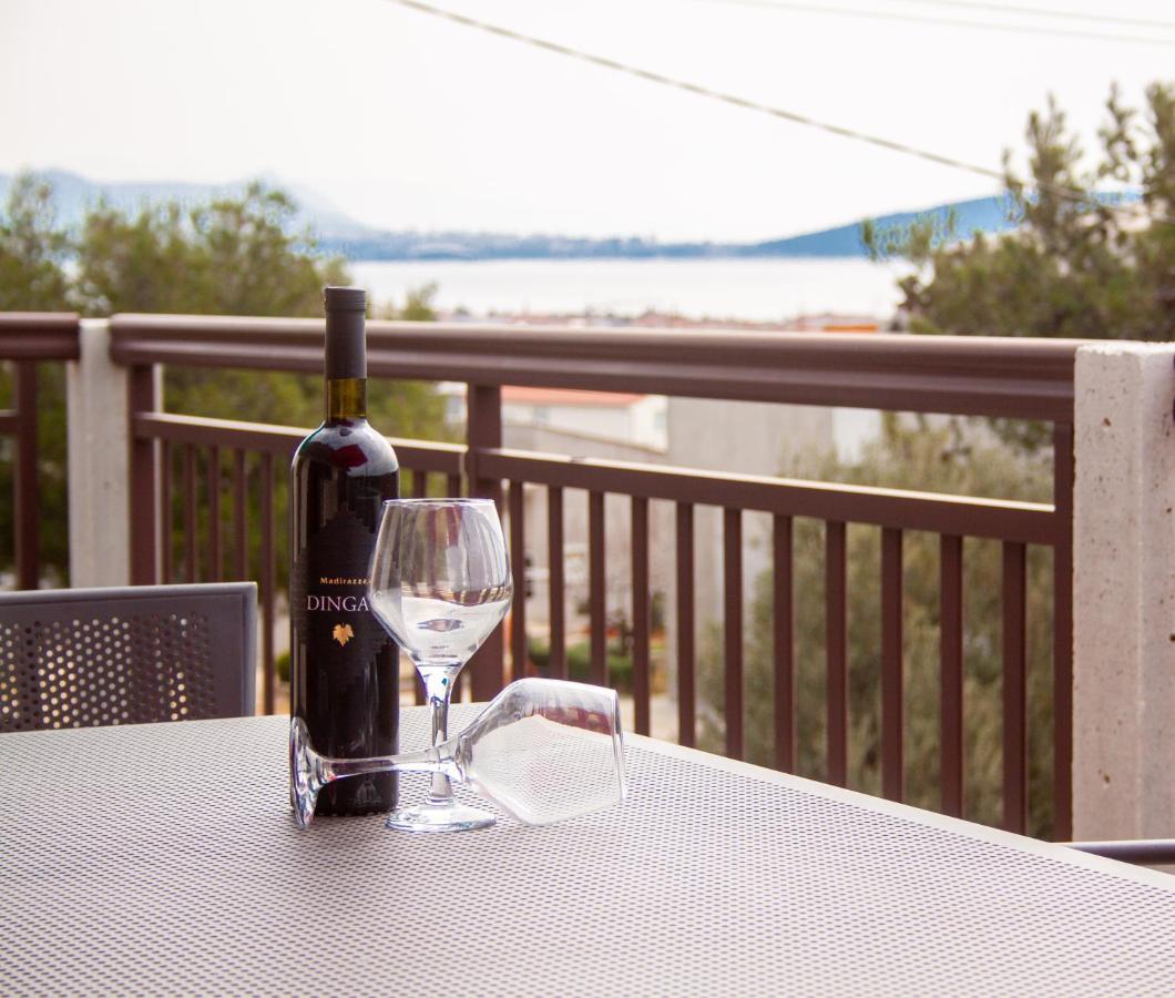 Apartment Juric Kaštel Novi Zewnętrze zdjęcie