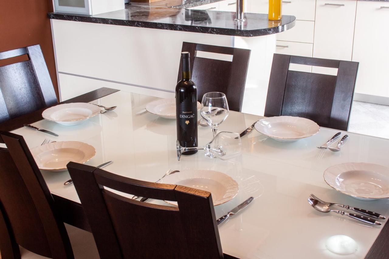 Apartment Juric Kaštel Novi Zewnętrze zdjęcie