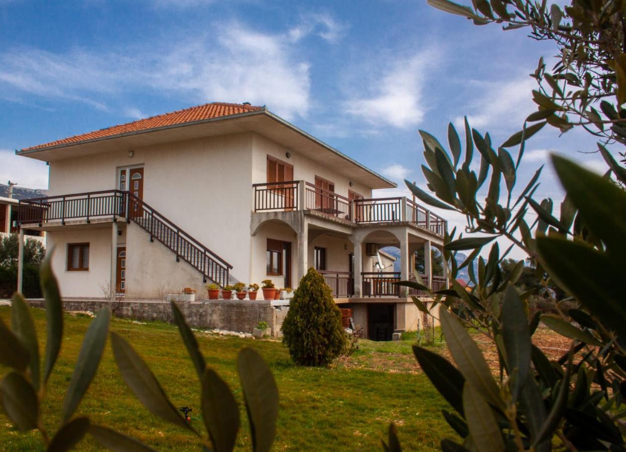 Apartment Juric Kaštel Novi Zewnętrze zdjęcie