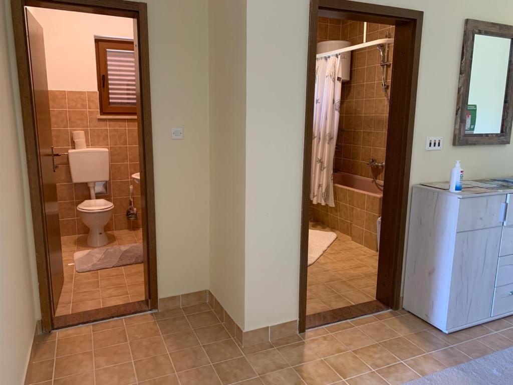 Apartment Juric Kaštel Novi Zewnętrze zdjęcie
